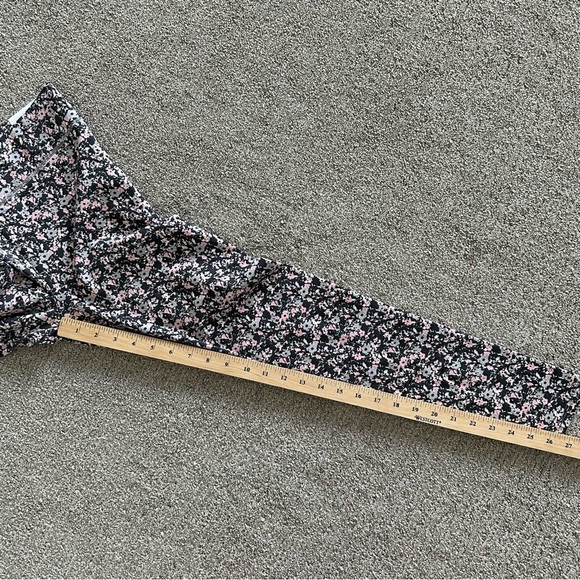 Aerie Leggings Chill Play Move Floral Pull On Stretch Waist Leggings Medium - Picture 8 of 10